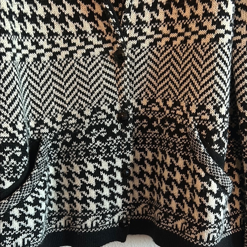 Coldwater Creek Women's Black and White Cardigan - Picture 3 of 5